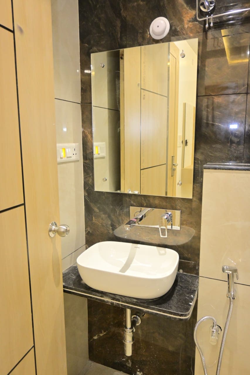 Modern Bathroom