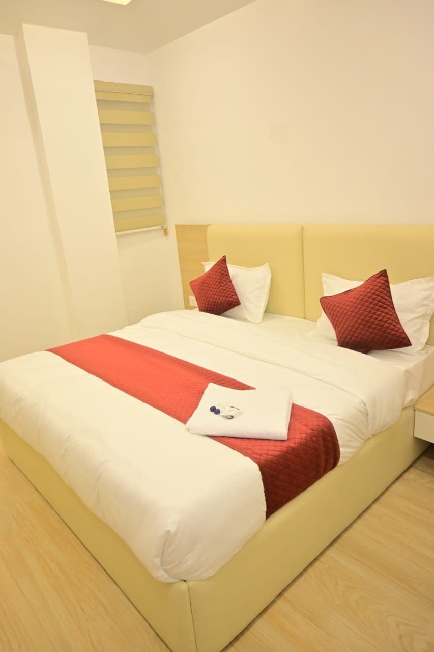 Standard Room — view 4